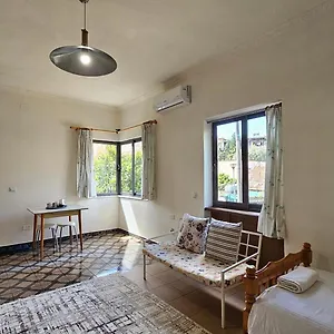 Habitación en casa particular Angie's Shared Tam, Tirana